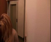 Татуированная делает минет приятелю